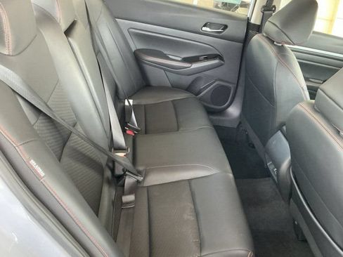Used 2025 Nissan Altima 2.5 SR AWD/4WD image 19