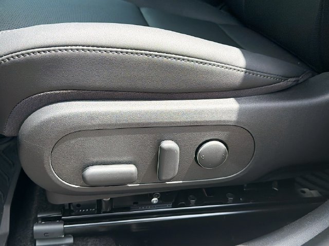 New 2026 Hyundai Kona Limited FWD image 19