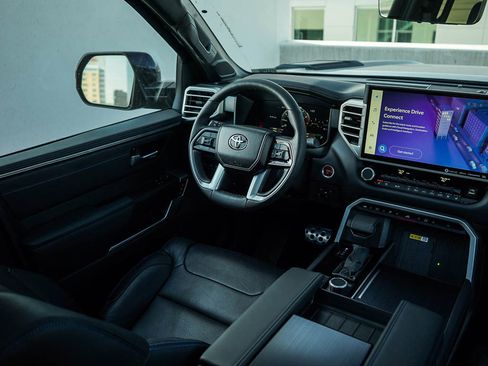 New 2024 Toyota Tundra Limited AWD/4WD image 13