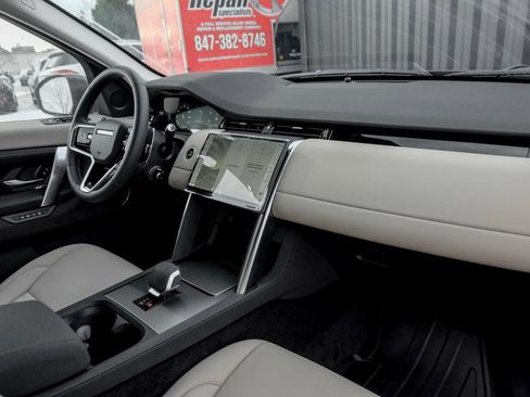 Certified 2025 Land Rover Discovery Sport S image 22