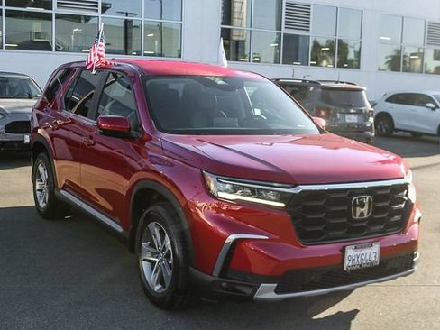 Used 2023 Honda Pilot EX-L image 3