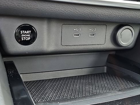 New 2026 Nissan Rogue SV AWD/4WD image 14