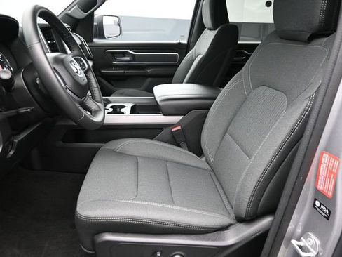 Used 2022 RAM 1500 Big Horn AWD/4WD image 22