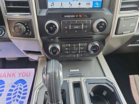 Used 2017 Ford F150 Lariat w/ Equipment Group 502A Luxury AWD/4WD image 18
