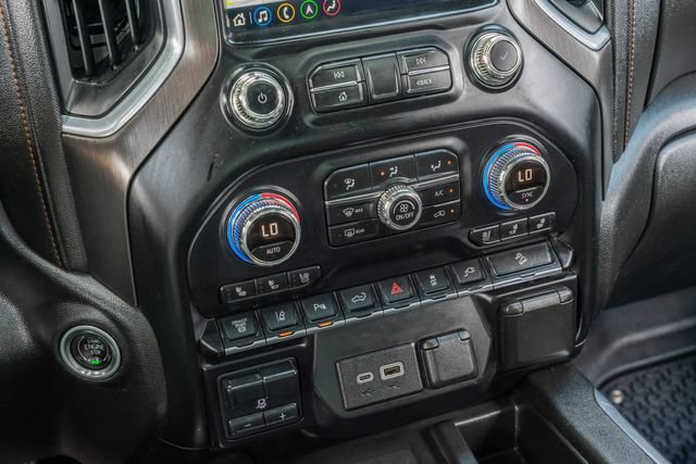 Used 2021 GMC Sierra 2500 AT4 w/ AT4 Premium Plus Package AWD/4WD image 29