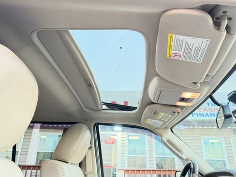 Used 2015 Lincoln Navigator L 4WD image 56