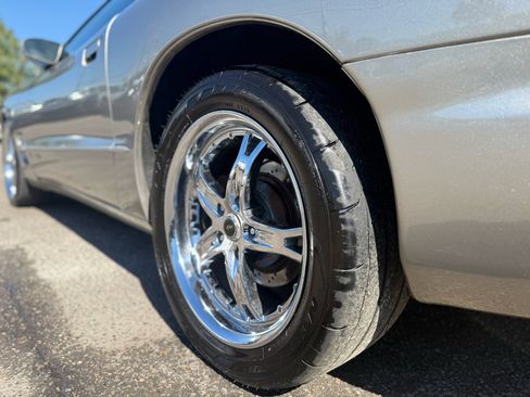 Used 2001 Pontiac Firebird Formula w/ 75th Anniversary Pkg image 14