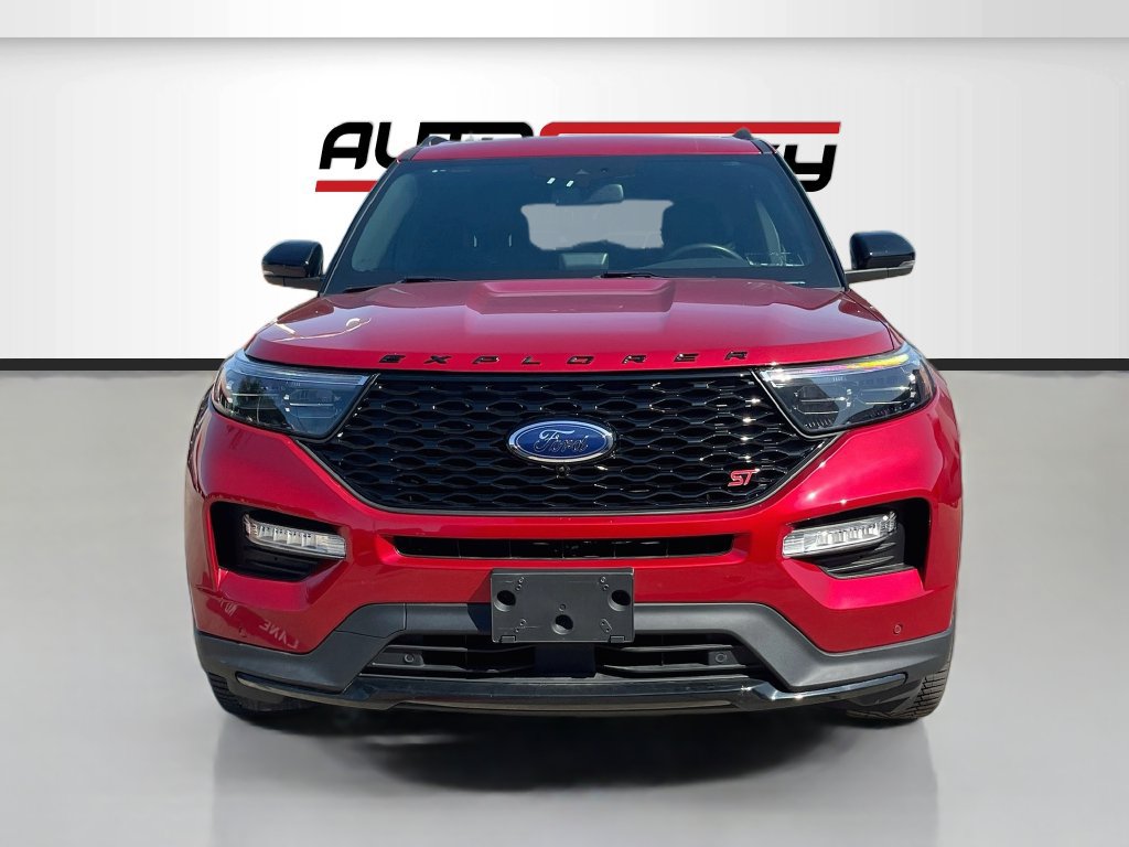 Used 2024 Ford Explorer ST w/ Equipment Group 401A AWD/4WD image 2
