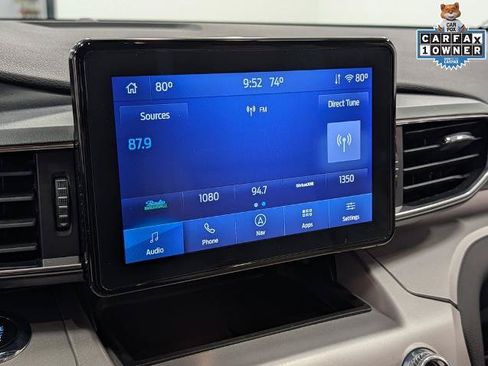 Certified 2022 Ford Explorer XLT w/ Equipment Group 202A AWD/4WD image 15