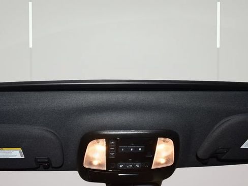 Used 2025 Dodge Durango R/T AWD/4WD image 32
