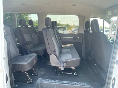 Used 2025 Ford Transit 350 XLT RWD image 17