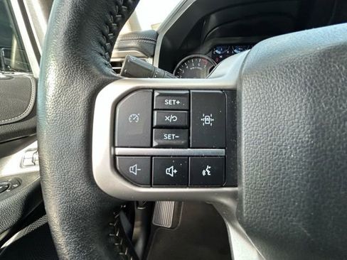 Used 2024 Ford Expedition Max XLT image 14