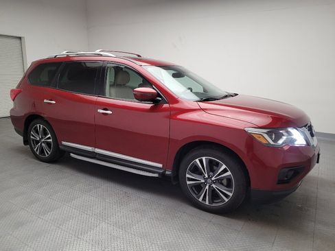 Used 2020 Nissan Pathfinder Platinum FWD image 11