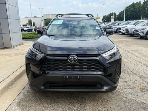 Used 2025 Toyota RAV4 XLE w/ Convenience Package FWD image 8
