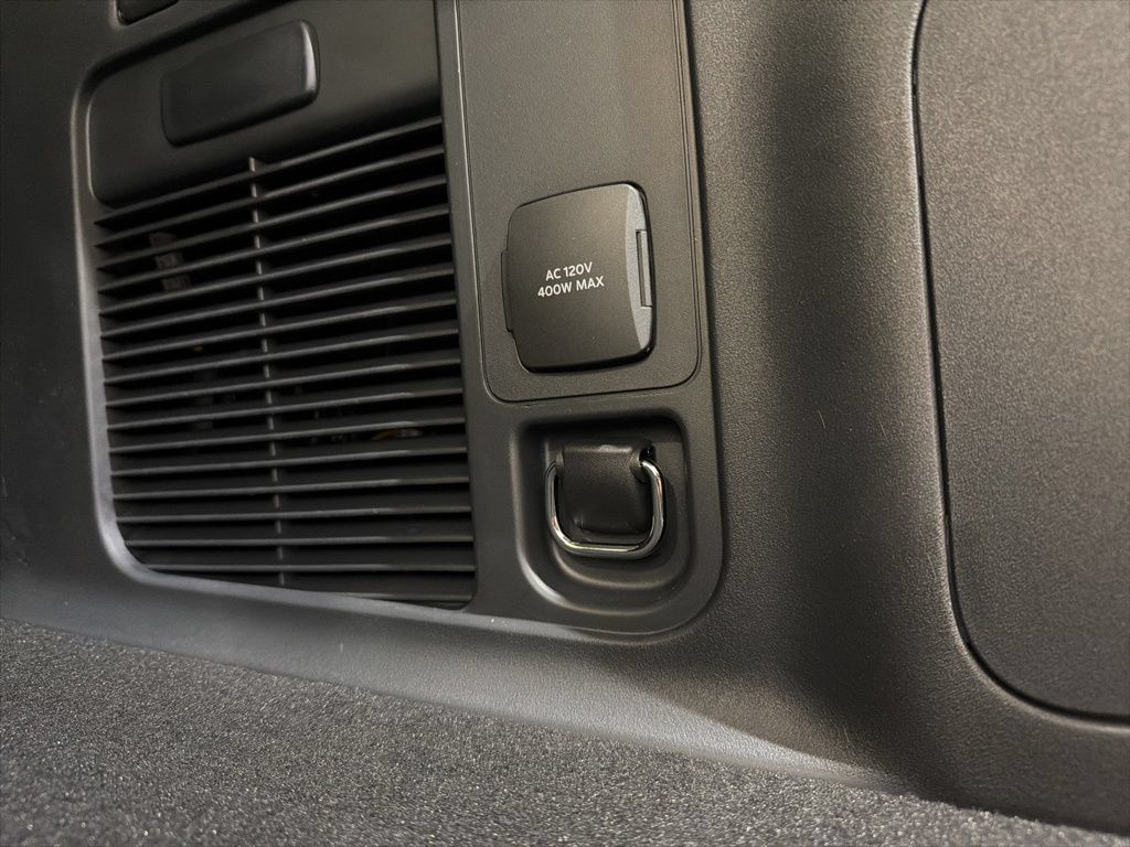 Used 2026 Lincoln Navigator L Reserve AWD/4WD image 43