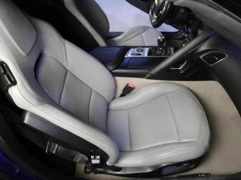 Used 2017 Chevrolet Corvette Stingray Coupe w/ 1LT image 13
