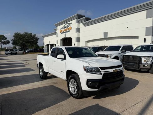 Used 2022 Chevrolet Colorado LT w/ Fleet Safety Package RWD image 2