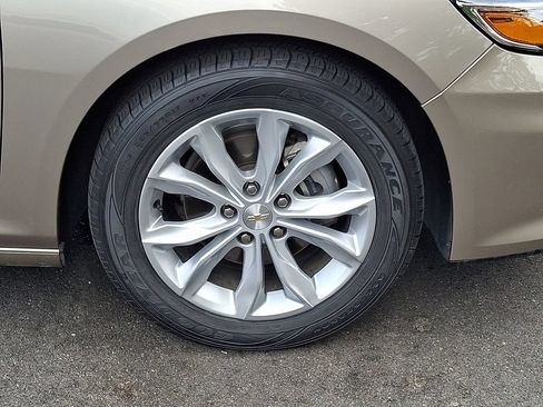 Used 2024 Chevrolet Malibu LT FWD image 8