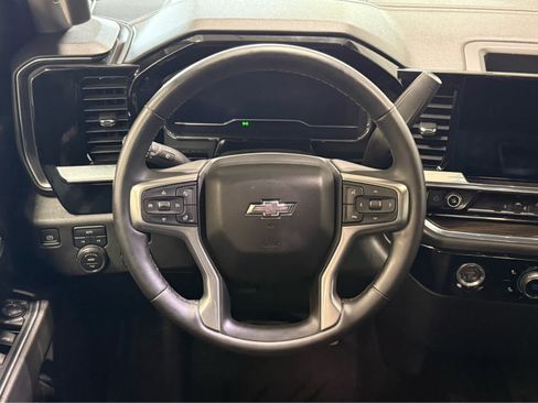 Used 2024 Chevrolet Silverado 1500 RST w/ Protection Package AWD/4WD image 16