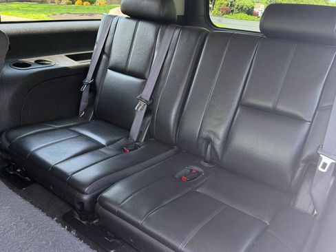 Used 2013 GMC Yukon XL SLT AWD/4WD image 11