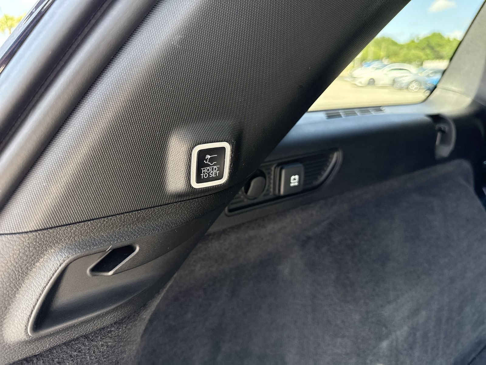 Used 2024 Jeep Grand Cherokee Overland AWD/4WD image 34