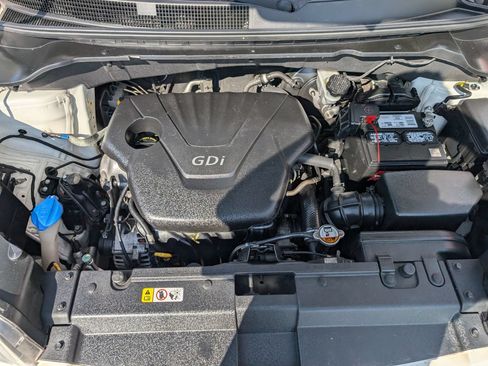 Used 2016 Kia Soul FWD image 10