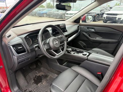 Used 2023 Nissan Rogue SL w/ SL Premium Package AWD/4WD image 2
