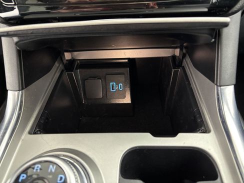 Used 2022 Ford Explorer Limited w/ Equipment Group 301A image 34