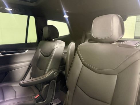 Used 2024 Cadillac XT6 Premium Luxury AWD/4WD image 24