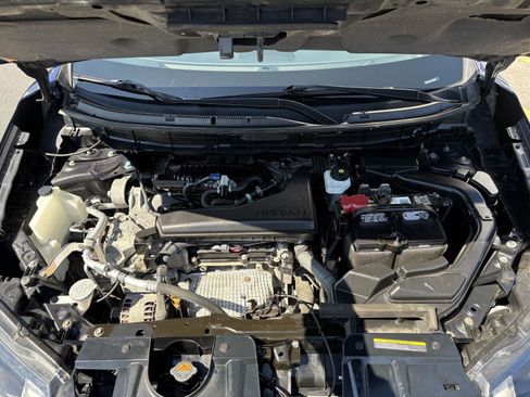 Used 2018 Nissan Rogue SL image 25