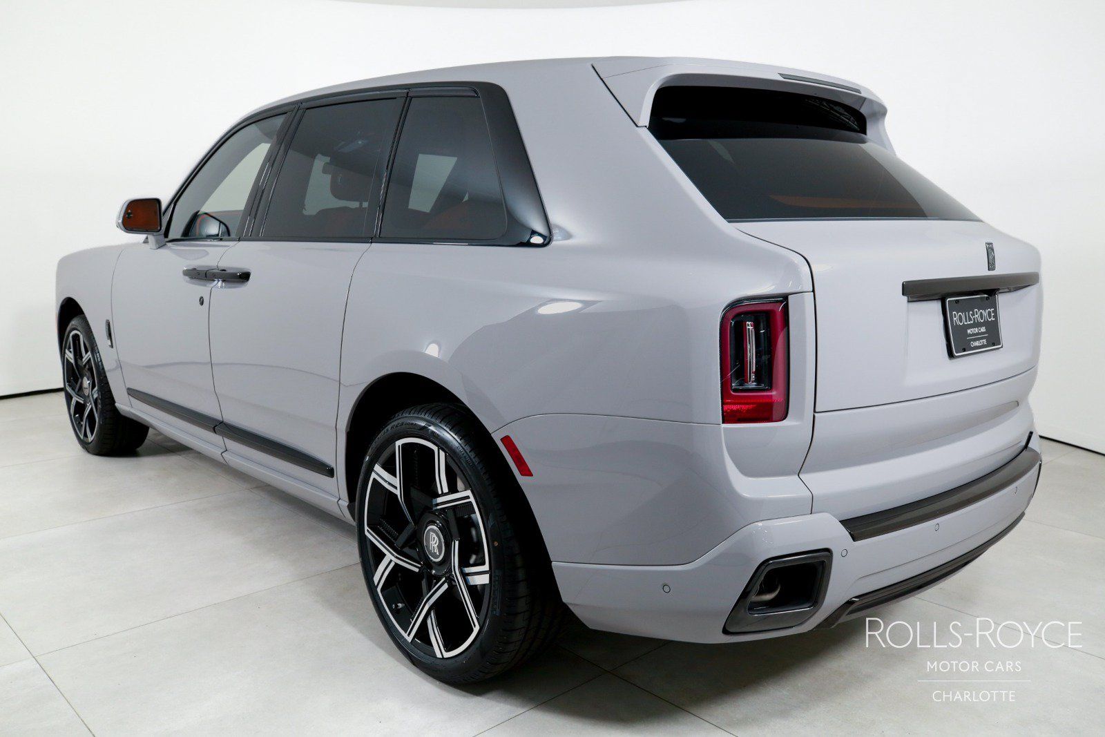 New 2027 Rolls-Royce Cullinan Black Badge AWD/4WD image 8