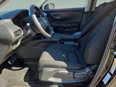 New 2026 Honda HR-V LX image 9