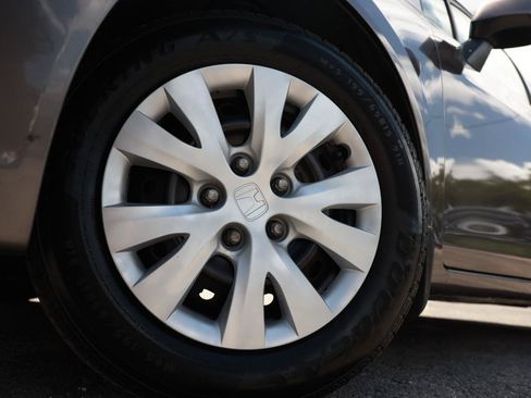 Used 2012 Honda Civic LX image 32