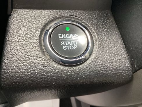 Used 2018 Ford F150 Lariat w/ Equipment Group 502A Luxury AWD/4WD image 23