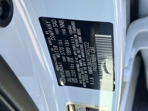 New 2026 Hyundai Venue SEL FWD image 23