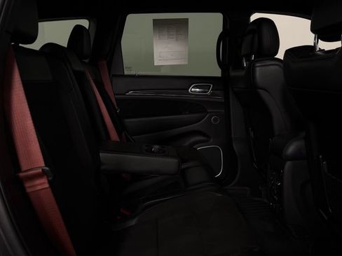 Used 2020 Jeep Grand Cherokee SRT AWD/4WD image 31