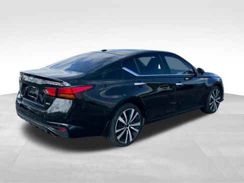 Used 2019 Nissan Altima 2.5 Platinum AWD/4WD image 8