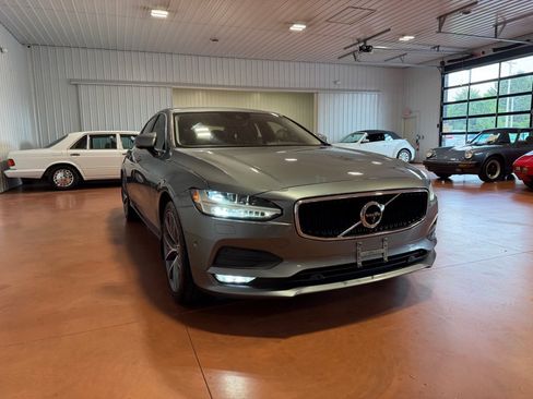 Used 2018 Volvo S90 T5 Momentum AWD/4WD image 8