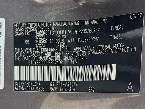 Used 2017 Toyota Sienna XLE Premium FWD image 12