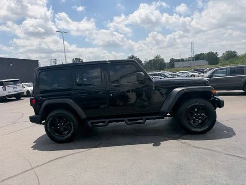 Used 2021 Jeep Wrangler Unlimited Sport AWD/4WD image 4