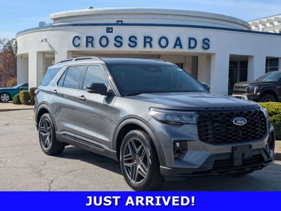 New 2026 Ford Explorer ST-Line w/ ST-Line Street Pack