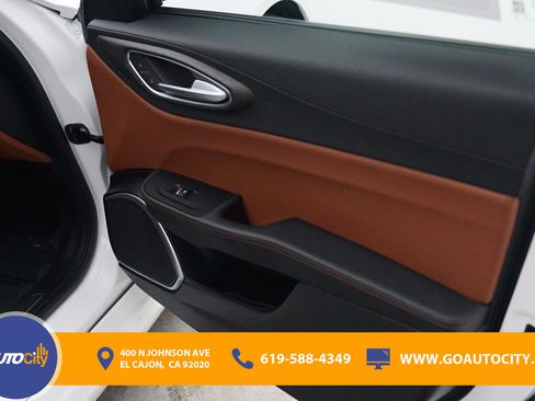 Used 2020 Alfa Romeo Giulia Ti w/ Nero Edizione RWD image 16