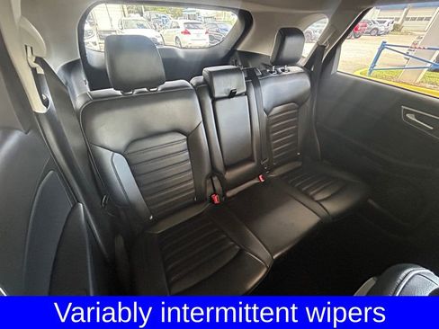 Used 2023 Ford Edge SEL image 29