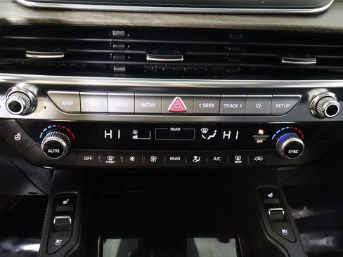 Used 2021 Kia Telluride EX image 55