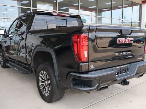 Used 2019 GMC Sierra 1500 AT4 w/ Off Road Performance Package AWD/4WD image 6