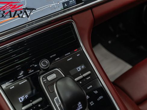 Used 2020 Porsche Panamera GTS image 43