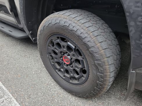 Used 2025 Toyota Tundra TRD Pro AWD/4WD image 19