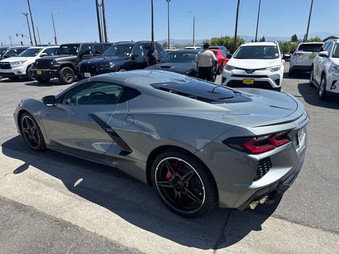 Used 2024 Chevrolet Corvette Stingray Coupe w/ 1LT RWD image 3