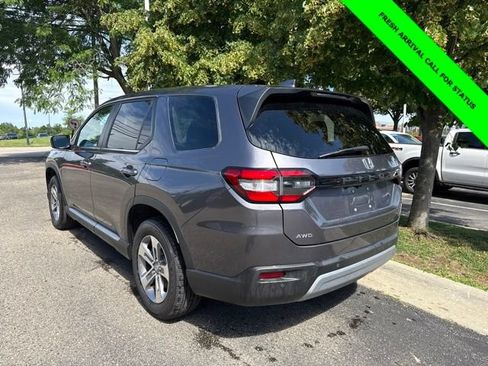 Used 2025 Honda Pilot EX-L image 5