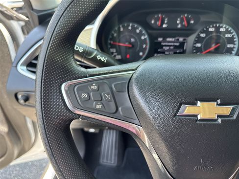 Used 2021 Chevrolet Malibu LT FWD image 22